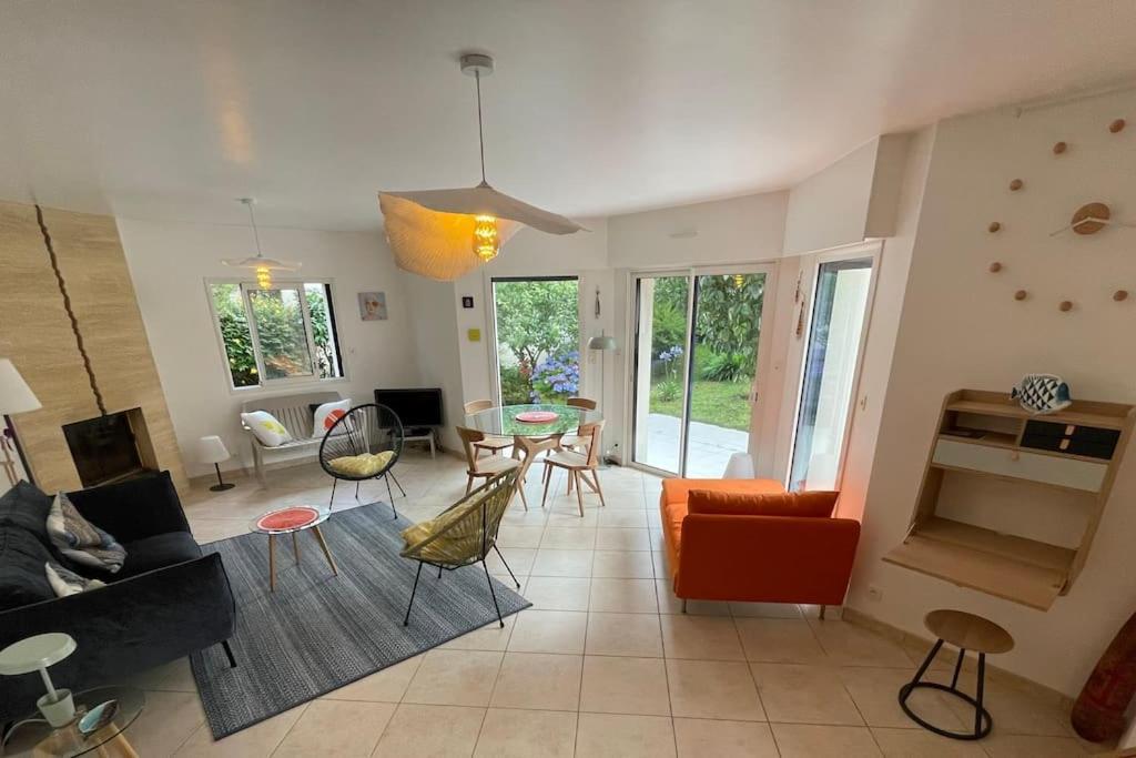 Holiday home Maison Familiale Cosy A Pied Arzon